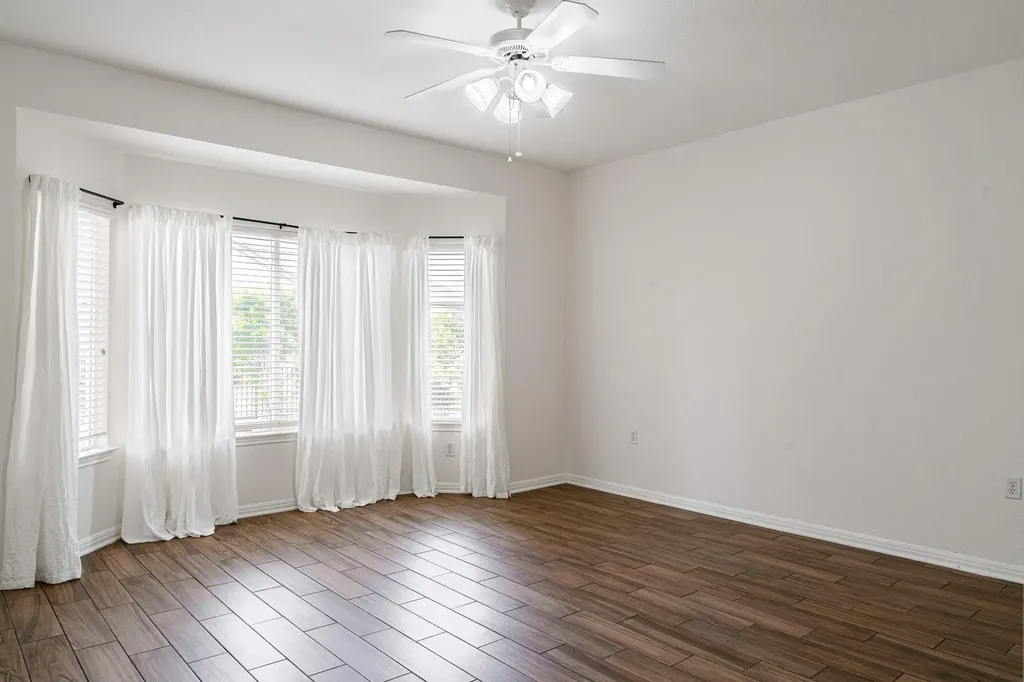124 Dewberry Drive Georgetown TX 78633