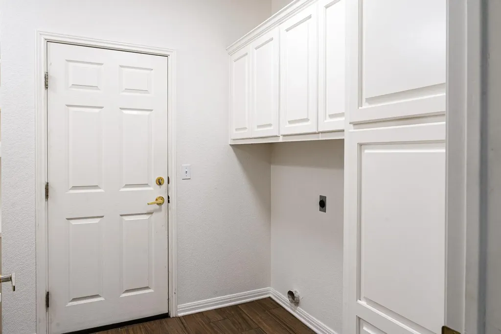 124 Dewberry Drive Georgetown TX 78633