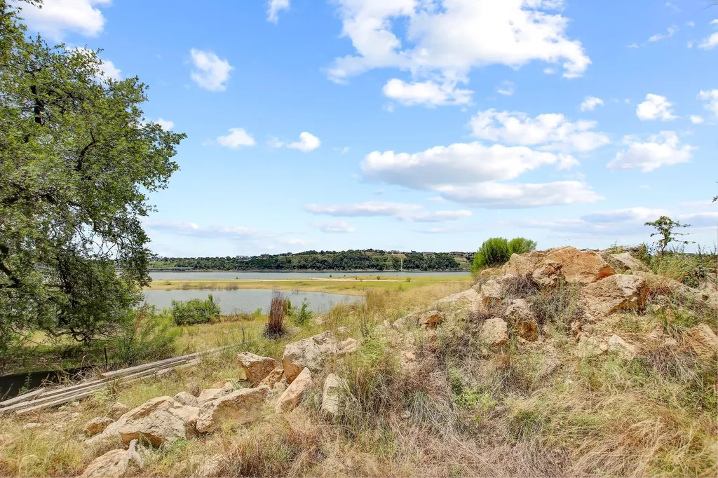 2702 Cornell Cove Lago Vista TX 78645