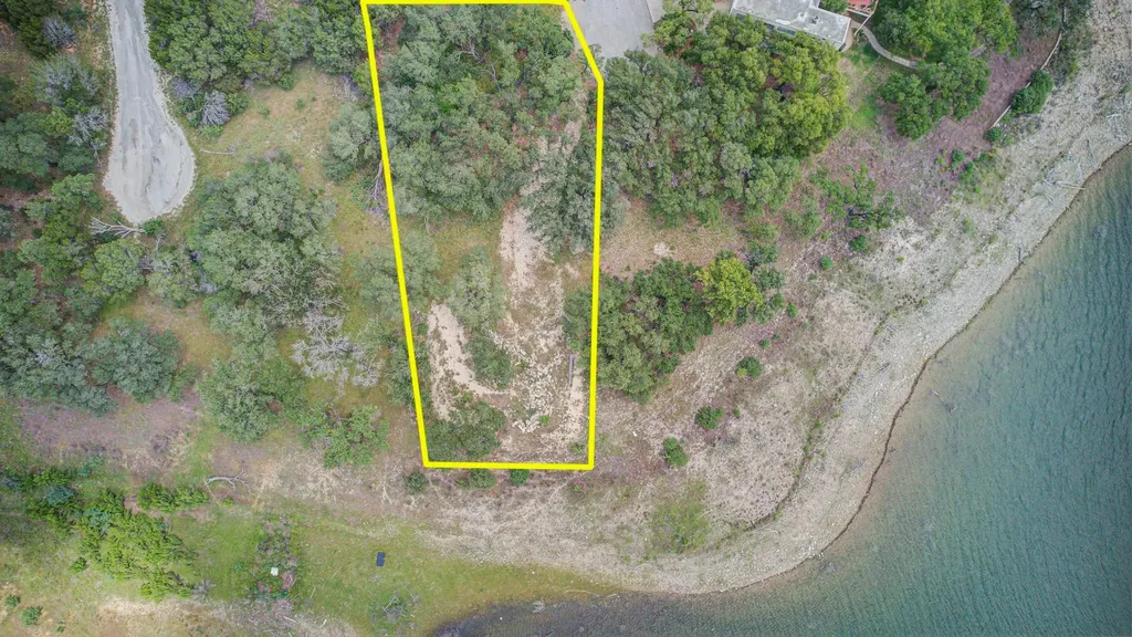 2702 Cornell Cove Lago Vista TX 78645