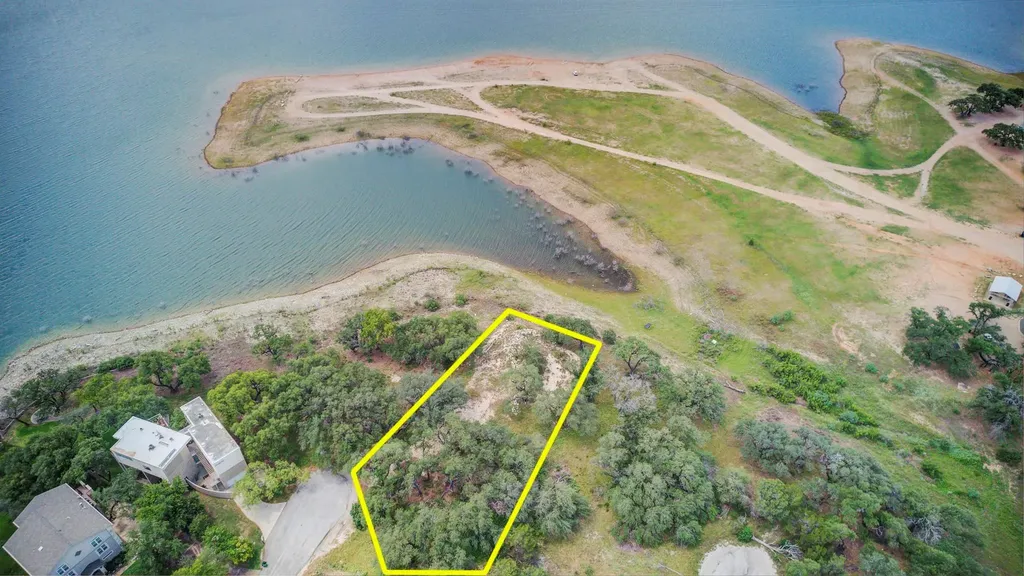 2702 Cornell Cove Lago Vista TX 78645
