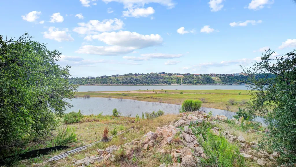 2702 Cornell Cove Lago Vista TX 78645