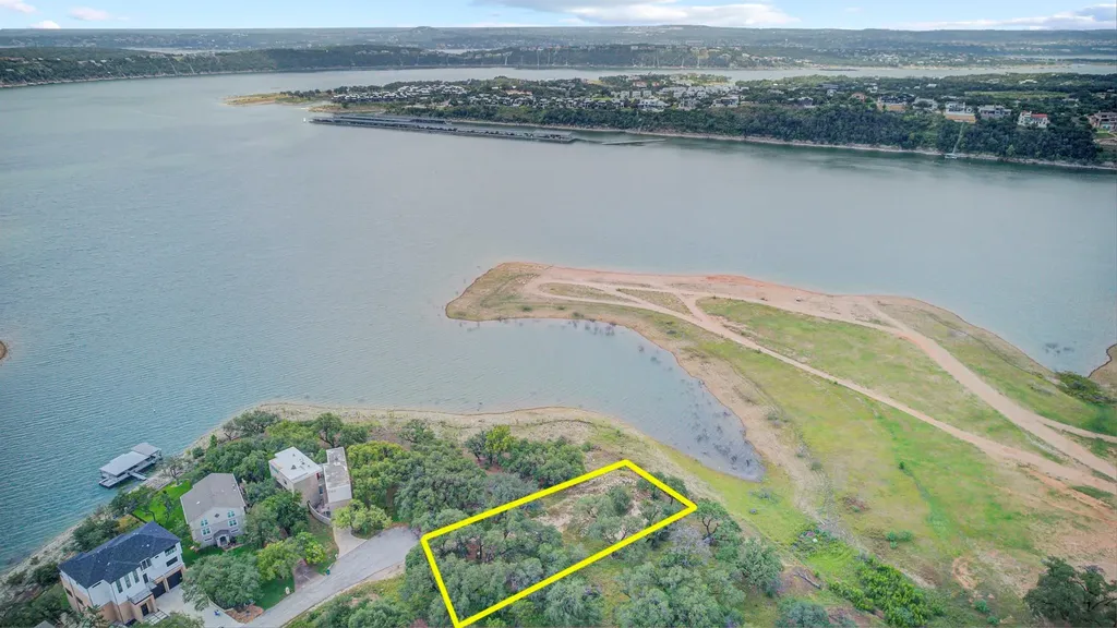 2702 Cornell Cove Lago Vista TX 78645