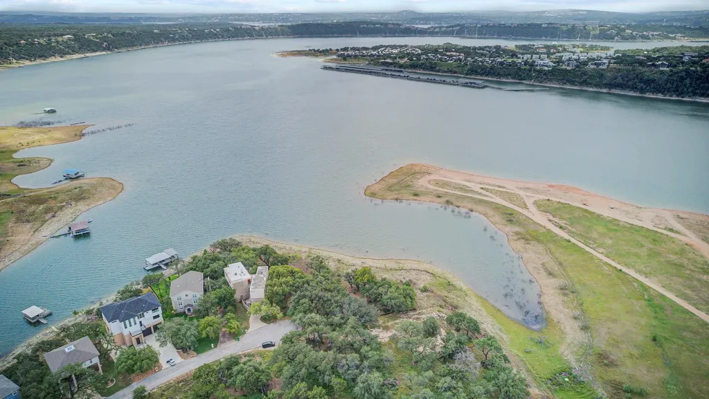 2702 Cornell Cove Lago Vista TX 78645