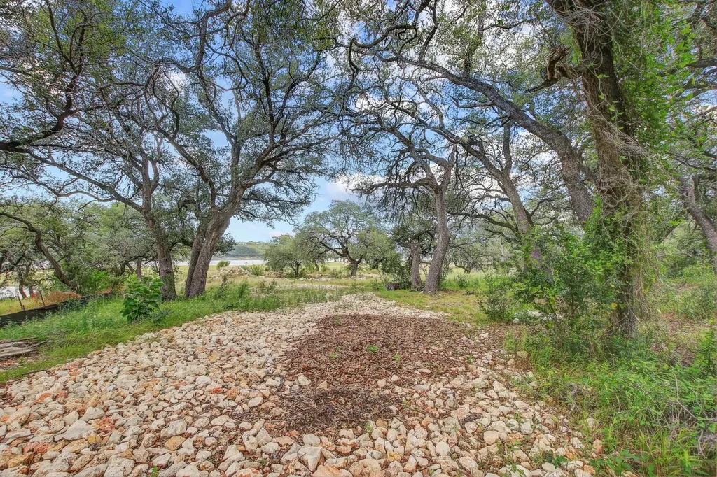 2702 Cornell Cove Lago Vista TX 78645