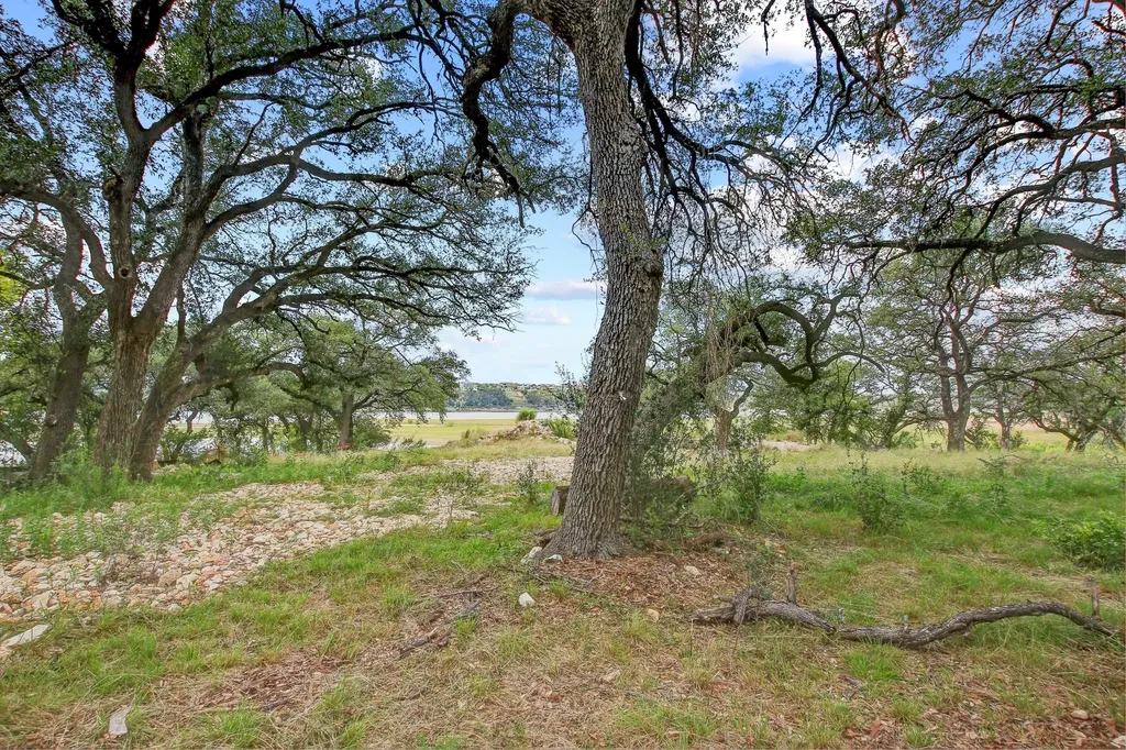 2702 Cornell Cove Lago Vista TX 78645