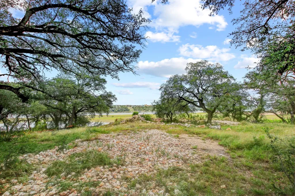 2702 Cornell Cove Lago Vista TX 78645