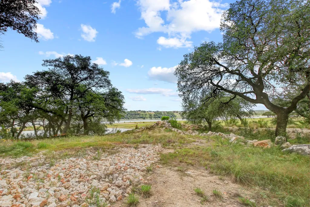2702 Cornell Cove Lago Vista TX 78645