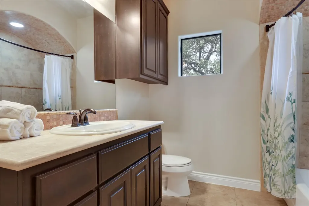 17408 Regatta View Drive Jonestown TX 78645