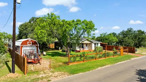 808 Pecan Lane Cottonwood Shores TX 78657
