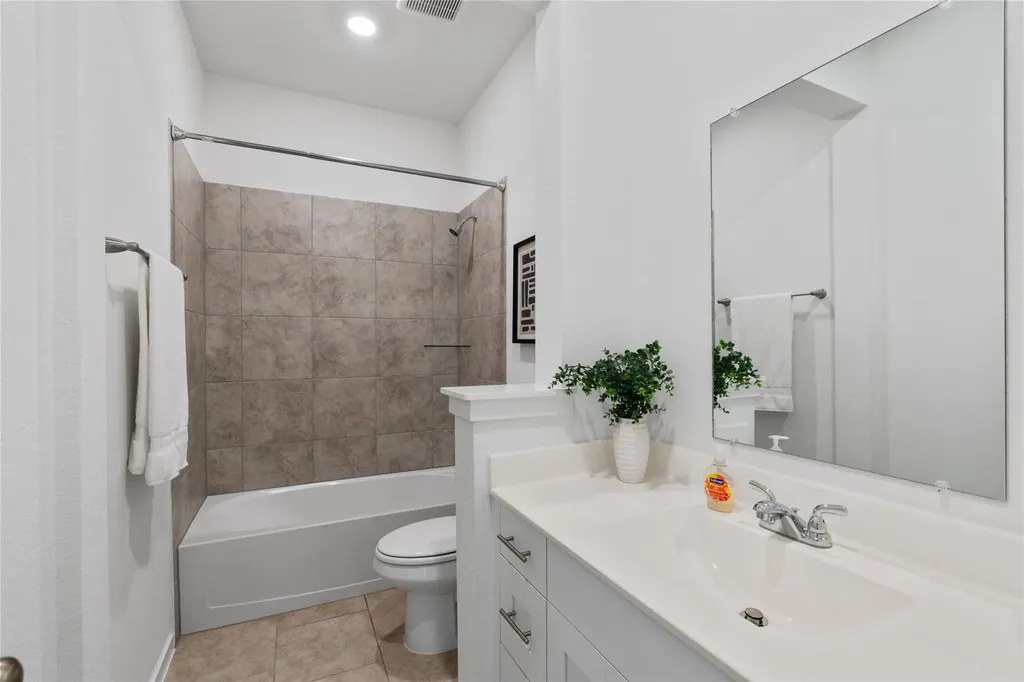 20804 Rowston Manor Lane Manor TX 78653