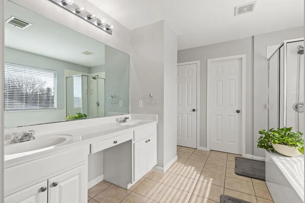 4108 Meadow Bluff Way Round Rock TX 78665