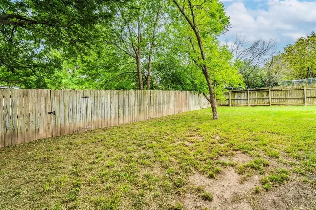 11207 Sage Hollow Drive Austin TX 78758