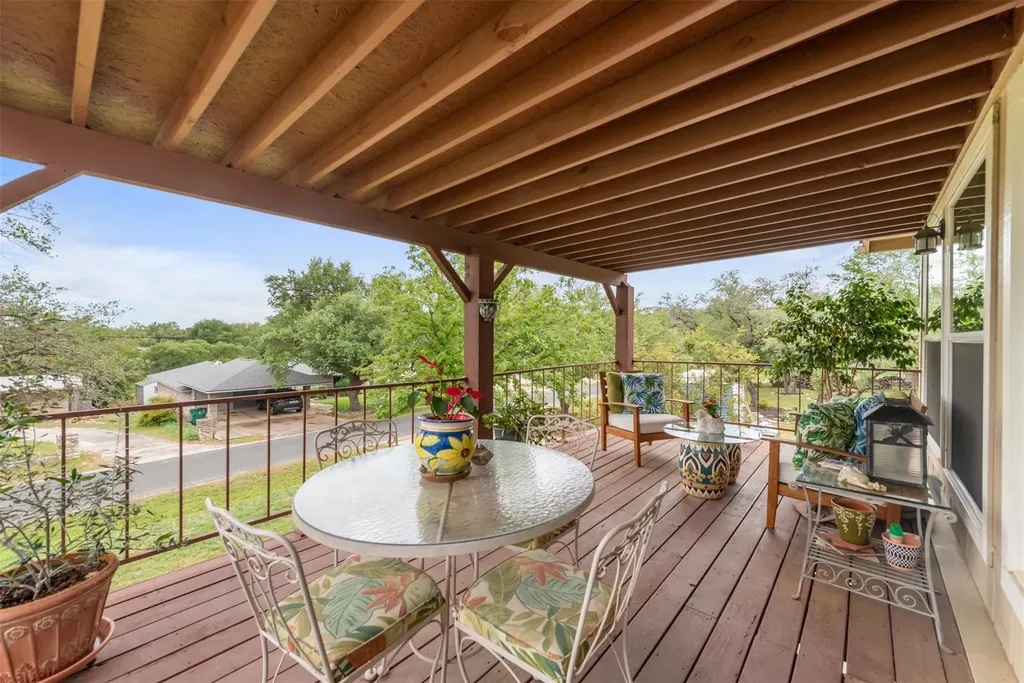 5504 Lands End Street Austin TX 78734