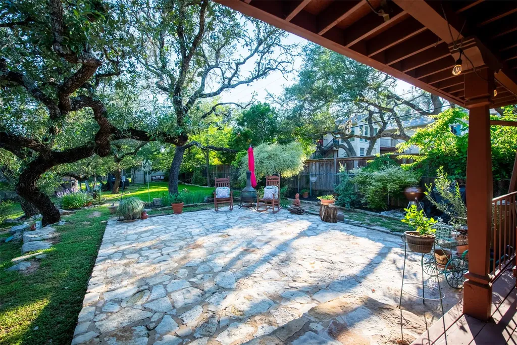 5504 Lands End Street Austin TX 78734