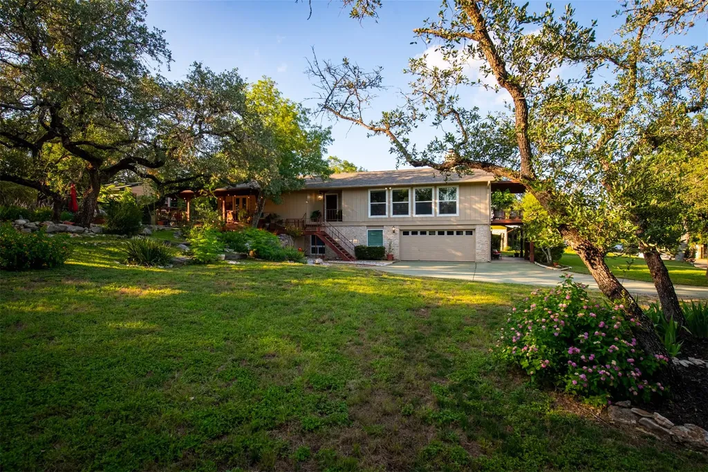 5504 Lands End Street Austin TX 78734
