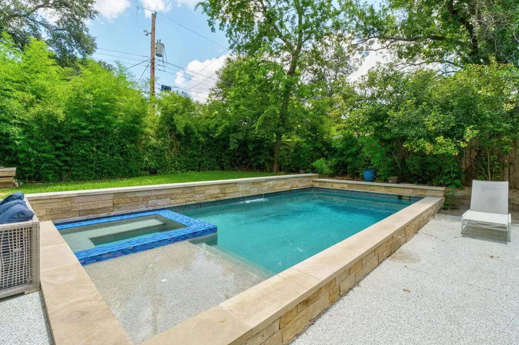 1800 Northwood Road Austin TX 78703