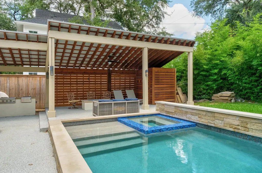 1800 Northwood Road Austin TX 78703
