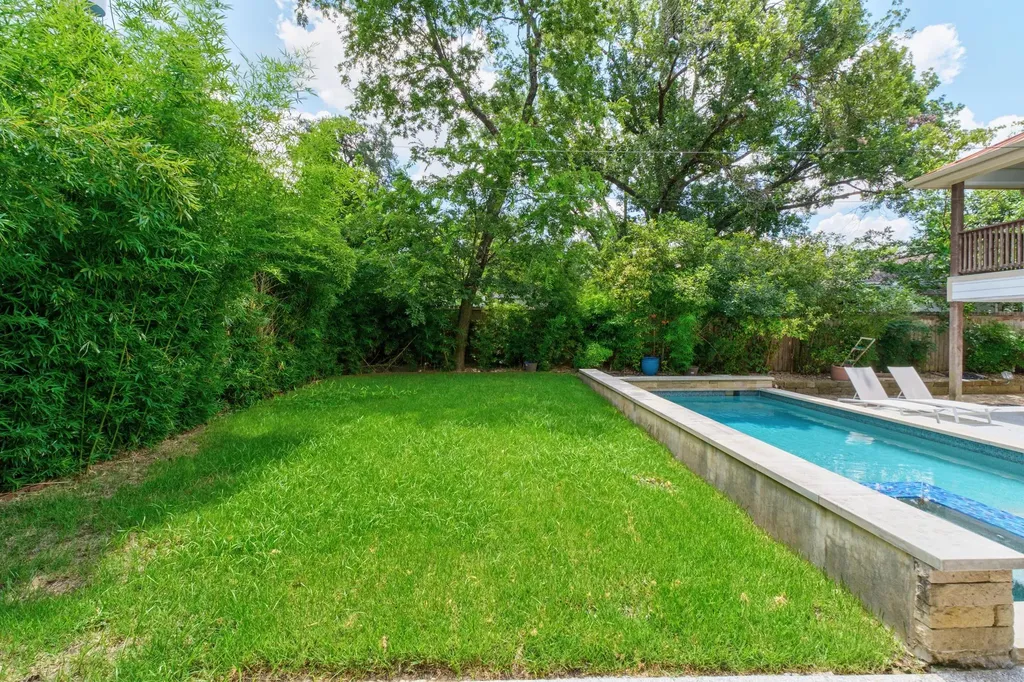 1800 Northwood Road Austin TX 78703