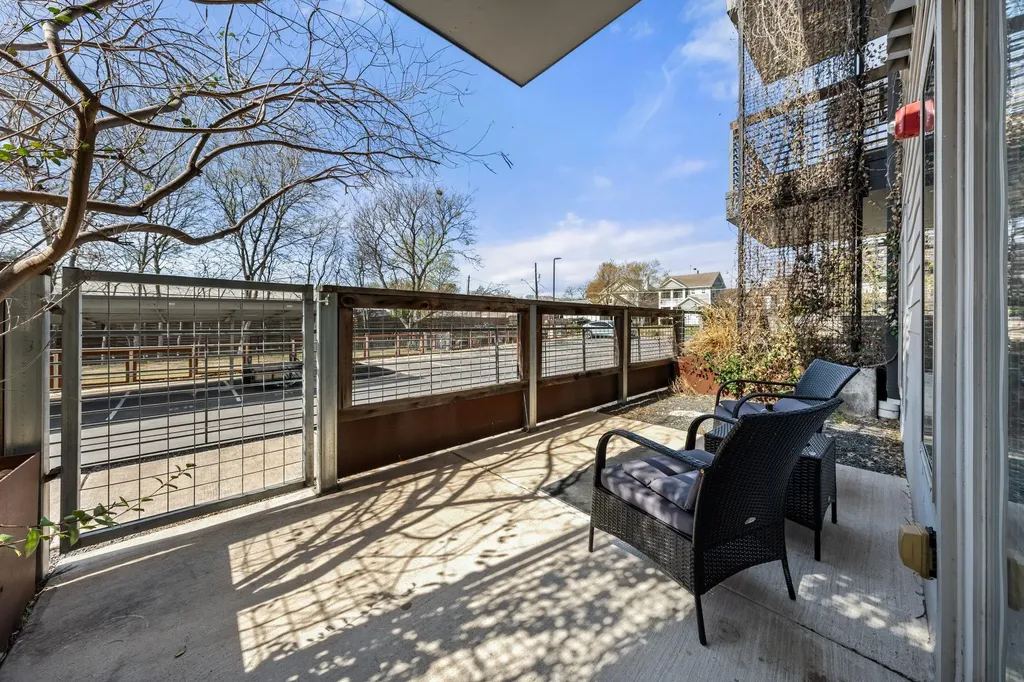2505 Thornton Road Austin TX 78704
