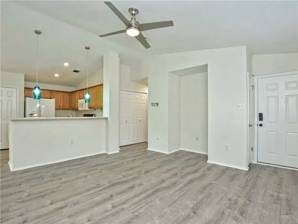 512 Shep Street Austin TX 78748