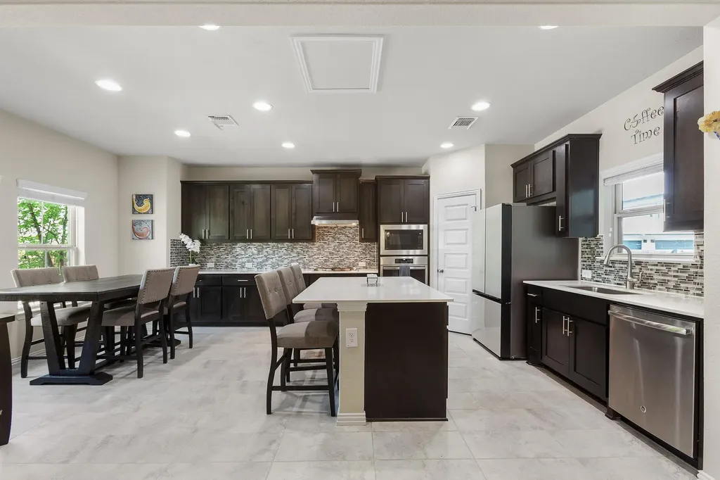 8709 Slater Drive Austin TX 78747