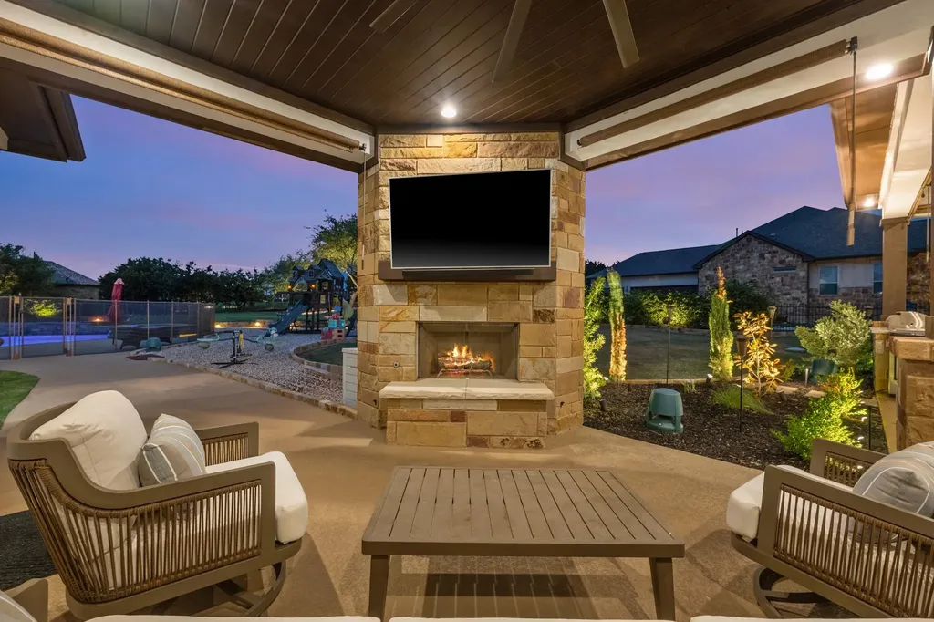 401 Highland Bluff Drive Georgetown TX 78633