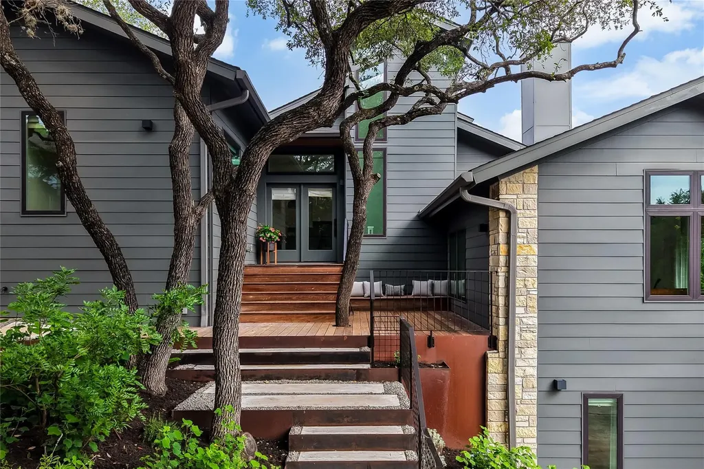 5801 Valley Circle Austin TX 78731