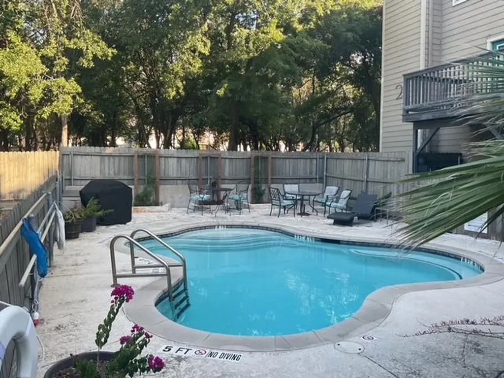 6700 Cooper Lane Austin TX 78745