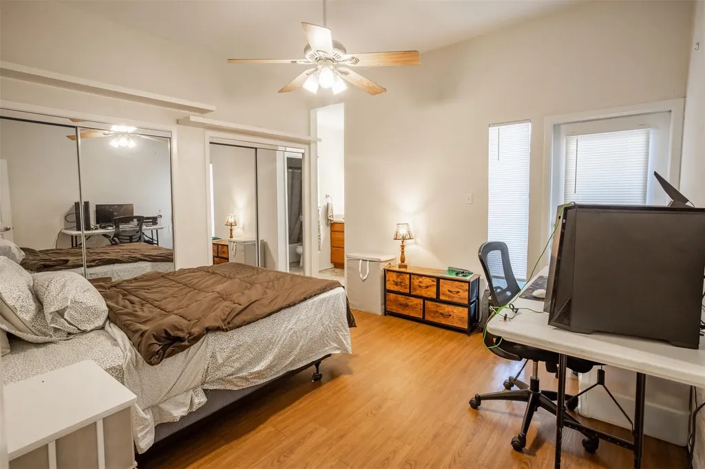 807 W 25th Street Austin TX 78705