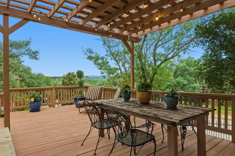 10417 Peonia Court Austin TX 78733