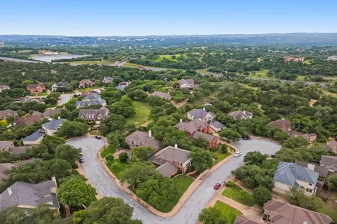 10417 Peonia Court Austin TX 78733