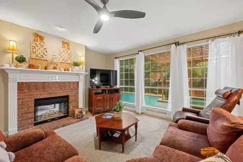 10417 Peonia Court Austin TX 78733