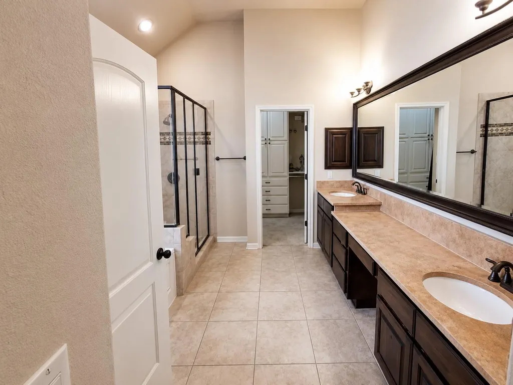 12320 Montclair Bend Austin TX 78732