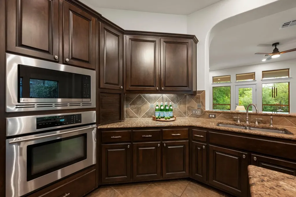 11704 Via Grande Drive Austin TX 78739