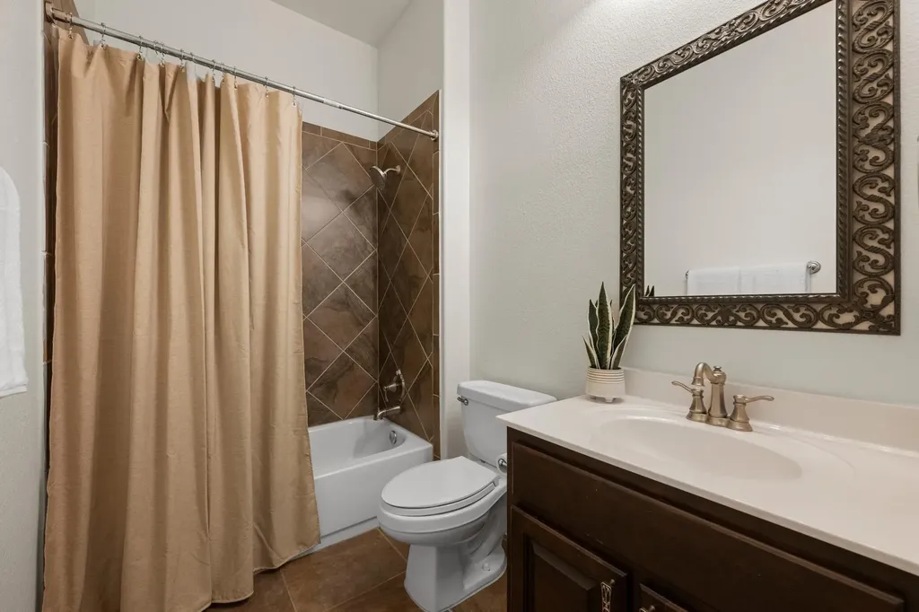 11704 Via Grande Drive Austin TX 78739