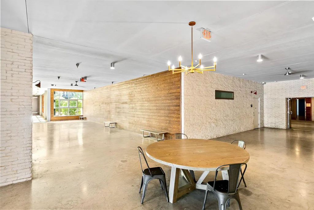 4361 S Congress Avenue Austin TX 78745