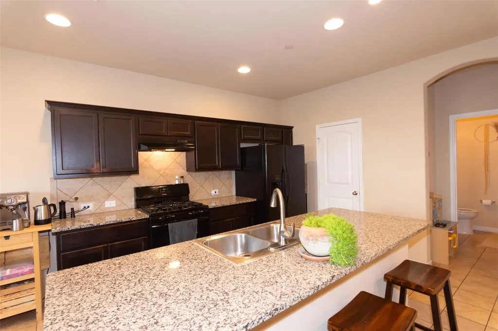 2880 Donnell Drive Round Rock TX 78664