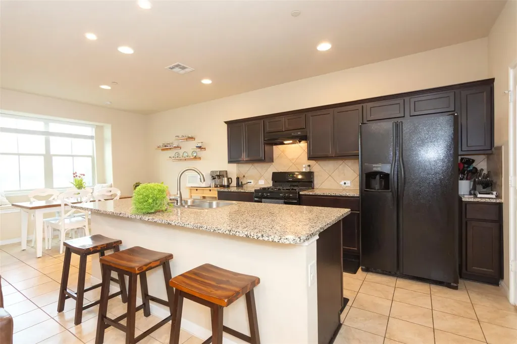 2880 Donnell Drive Round Rock TX 78664