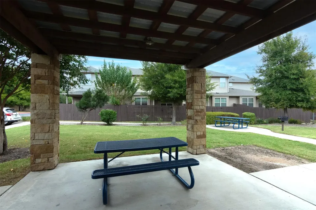 2880 Donnell Drive Round Rock TX 78664