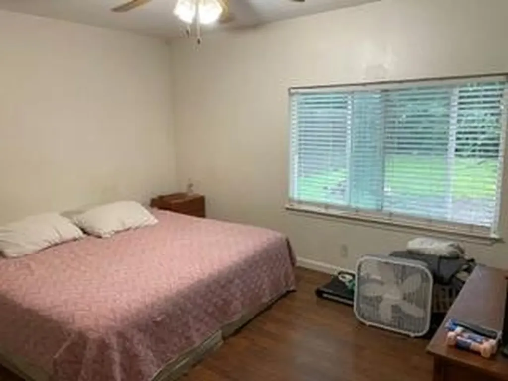 5263 Meadow Creek Drive Austin TX 78745