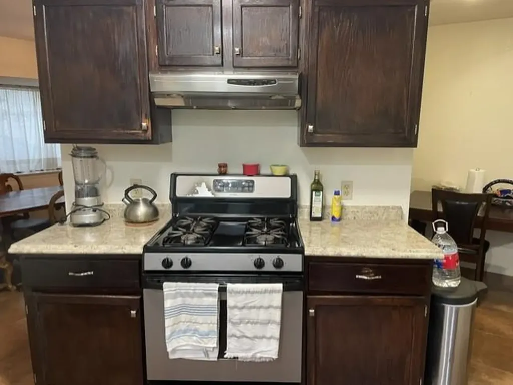 5263 Meadow Creek Drive Austin TX 78745