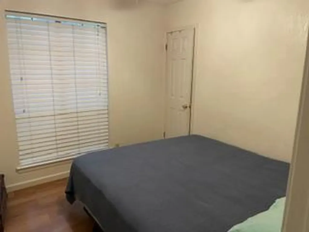 5263 Meadow Creek Drive Austin TX 78745