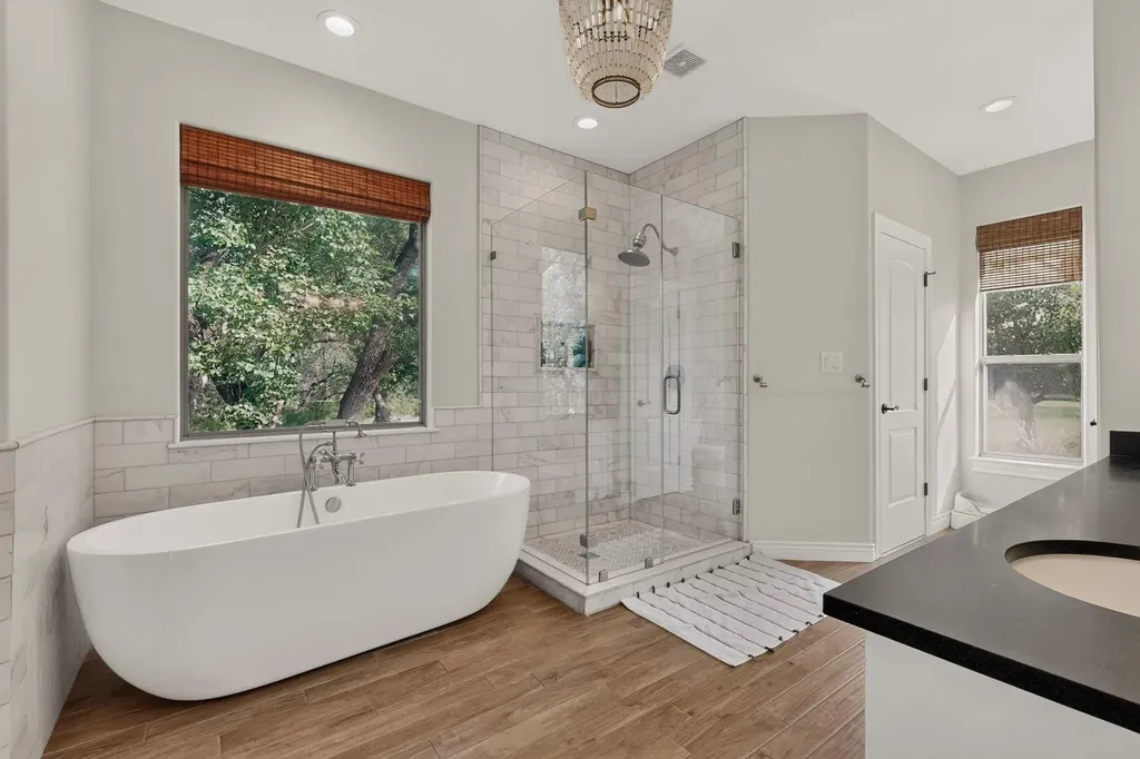 13424 Trails End Austin TX 78737