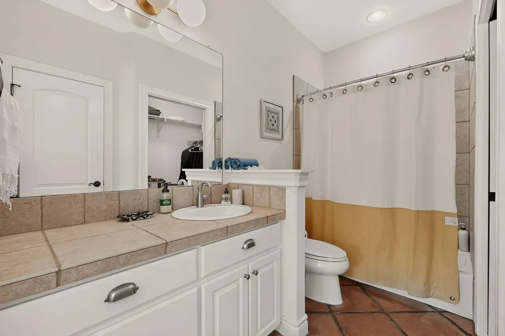 13424 Trails End Austin TX 78737