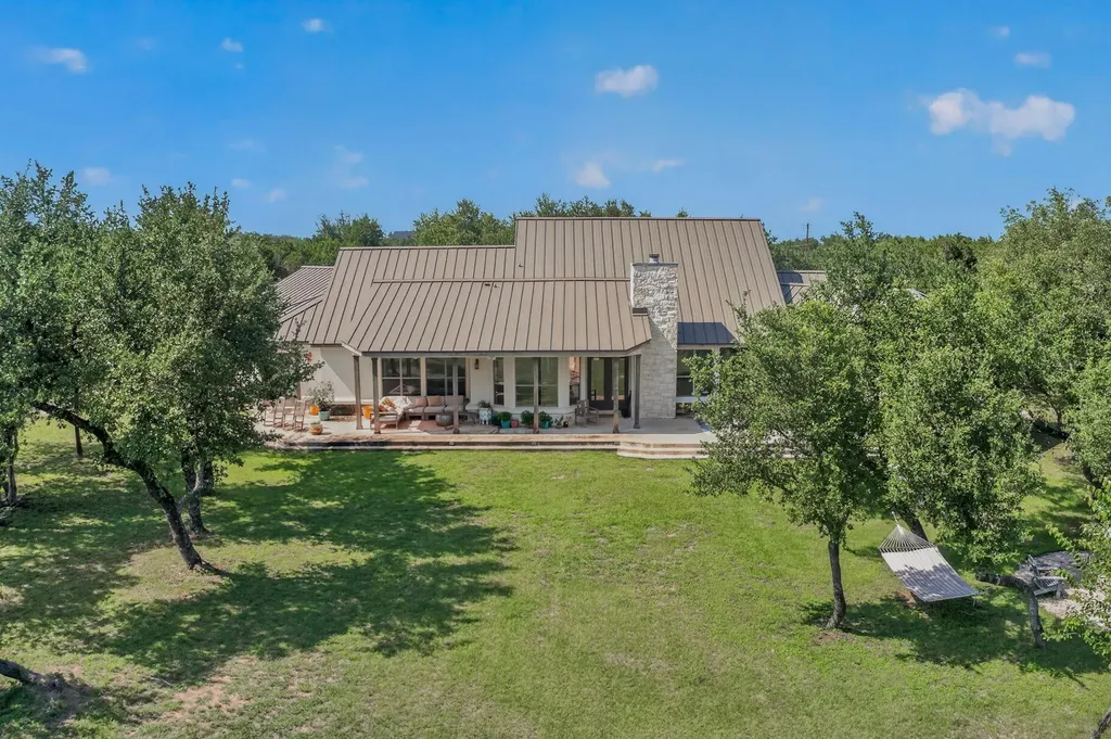 13424 Trails End Austin TX 78737