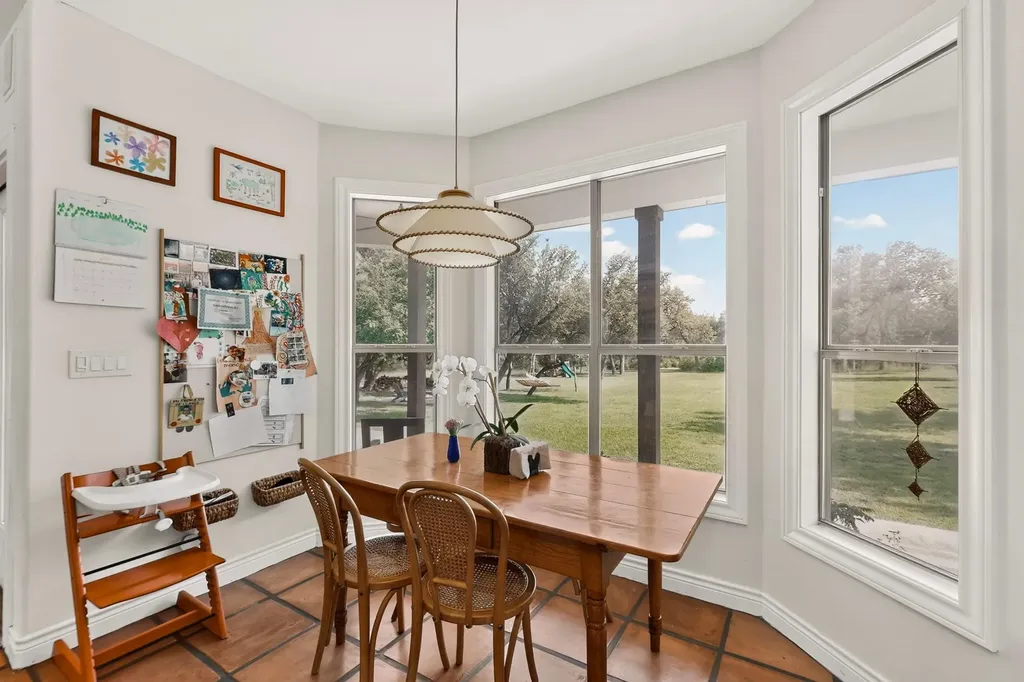 13424 Trails End Austin TX 78737