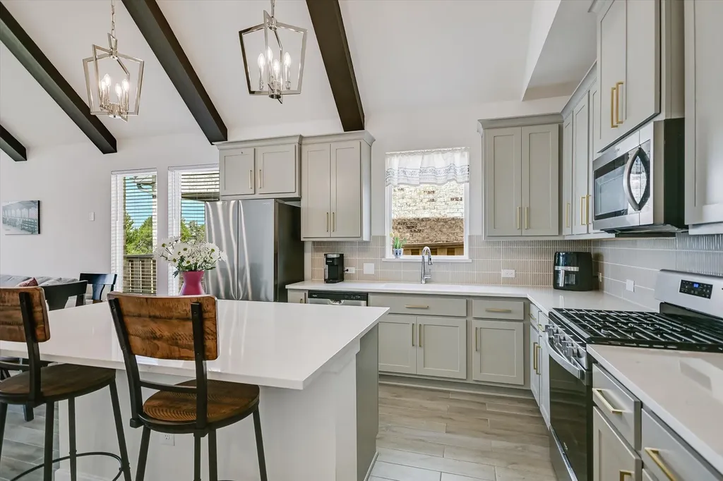 213 Kingsland Street Georgetown TX 78633