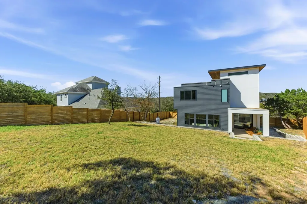 11205 Beach Road Leander TX 78641