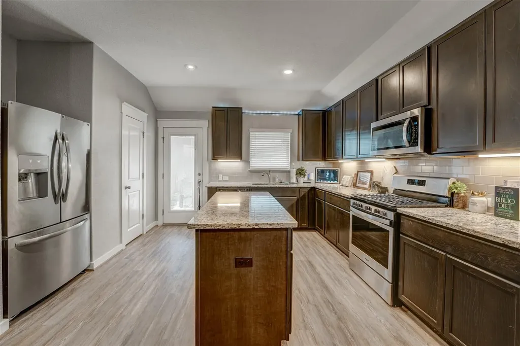 5806 Aviano Road Round Rock TX 78665